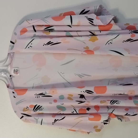 The Zig Zag Stripe Abstract Patterned Drape Front Ruffle Kimono One Size - Picture 3 of 12